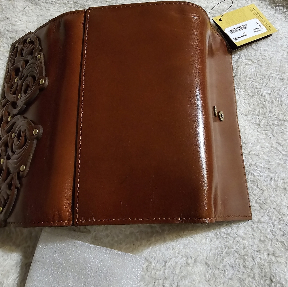 NWT Patricia Nash wallet - Picture 5 of 8